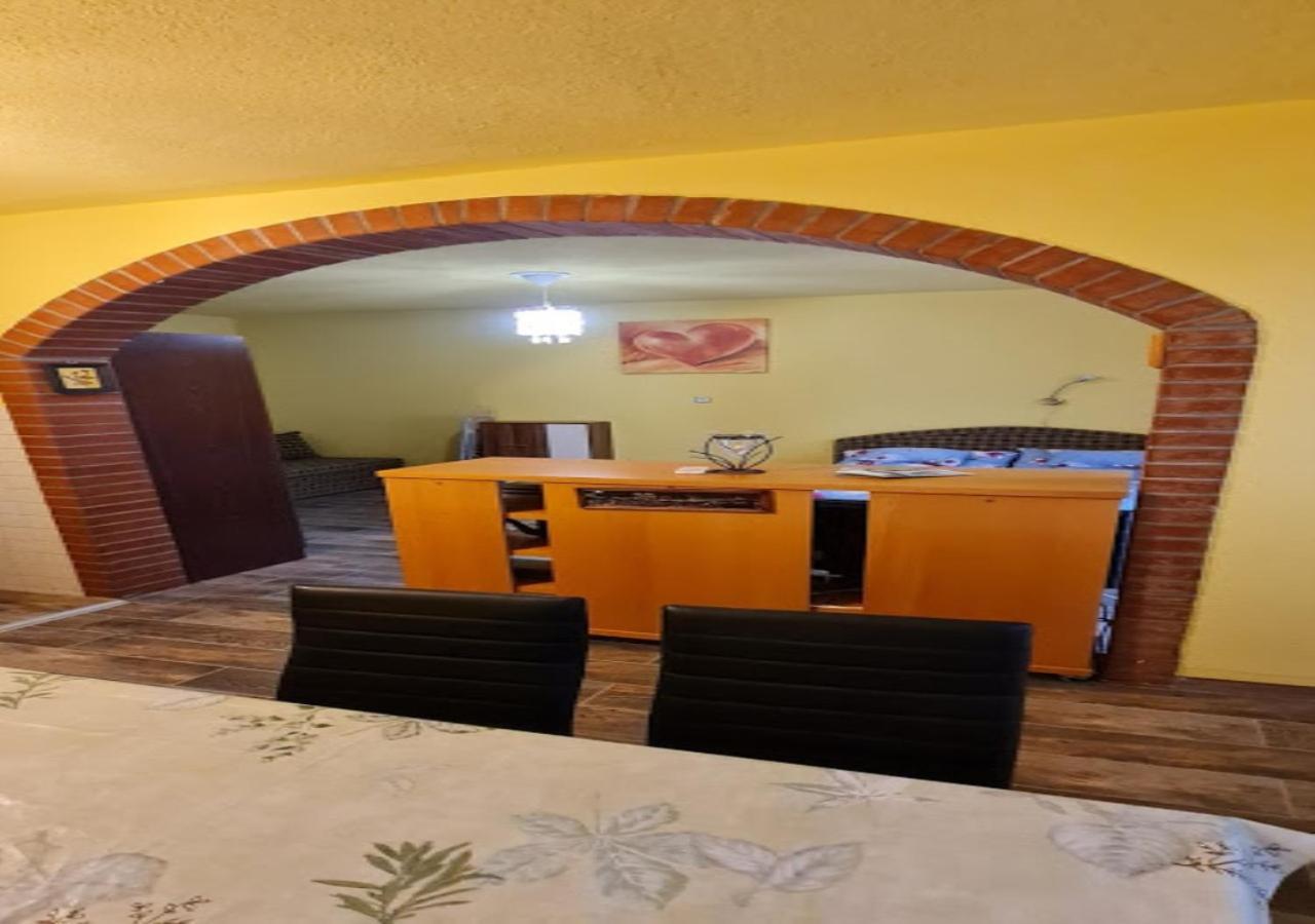 Oázis Apartman Harkány Exterior foto